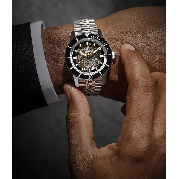 Compression Diver Skeleton