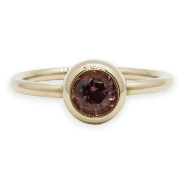 18 Karat Gold Pink Tourmaline Solitaire Ring