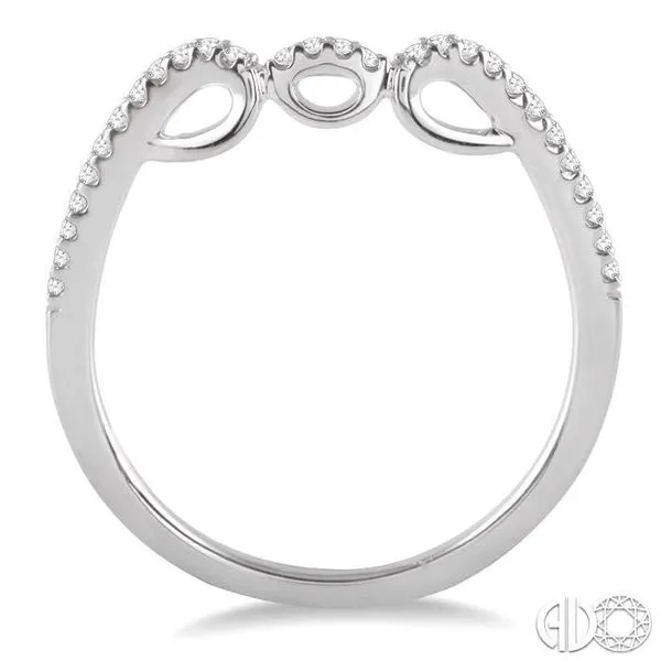 1/6 Ctw Diamond Wedding Band in 14K White Gold Image 3 Becker's Jewelers Burlington, IA