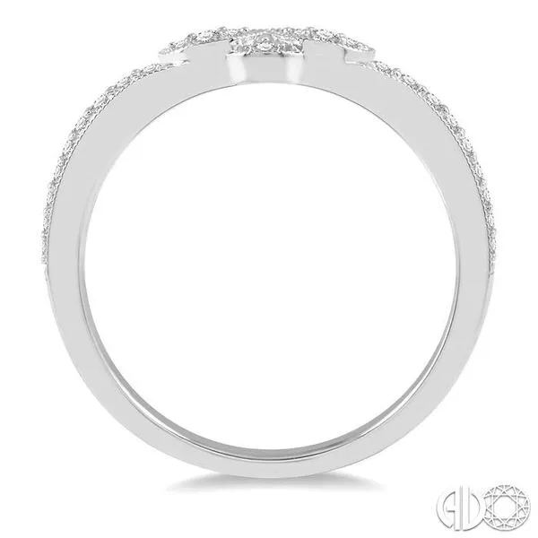 1/6 Ctw Tri Arc Center Round Cut Diamond Wedding Band in 14K White Gold Image 3 Becker's Jewelers Burlington, IA
