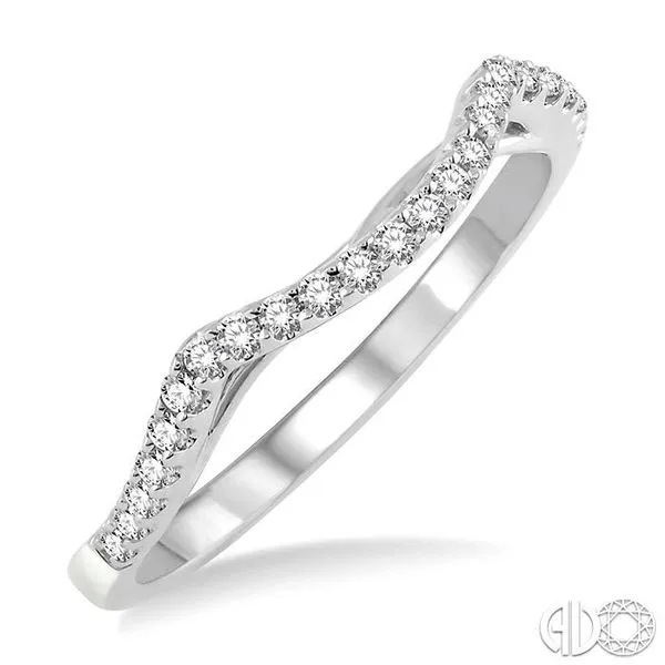 1/5 Ctw Round Cut Diamond Wedding Band in 14K White Gold Becker's Jewelers Burlington, IA