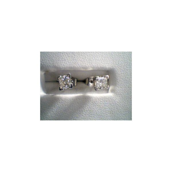 Earrings Ace Of Diamonds Mount Pleasant, MI