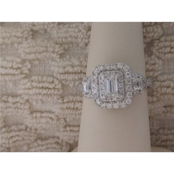 Engagement Ring Allen's Fine Jewelry, Inc. Grenada, MS