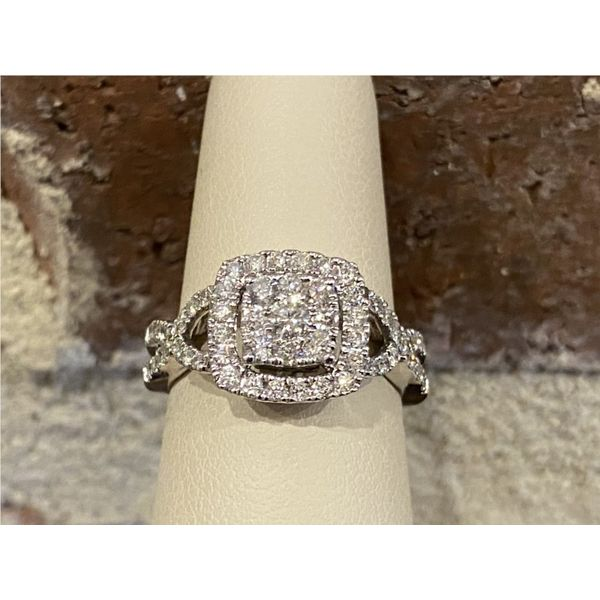 Engagement Ring Allen's Fine Jewelry, Inc. Grenada, MS