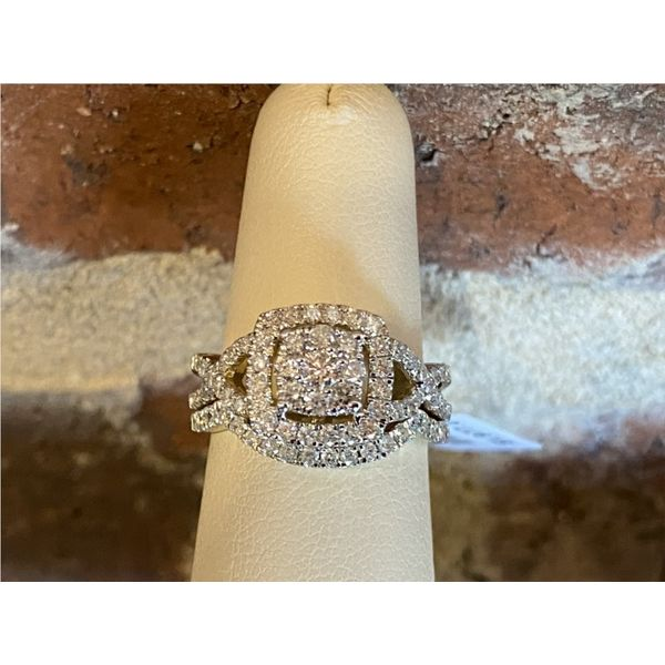 Engagement Ring Allen's Fine Jewelry, Inc. Grenada, MS