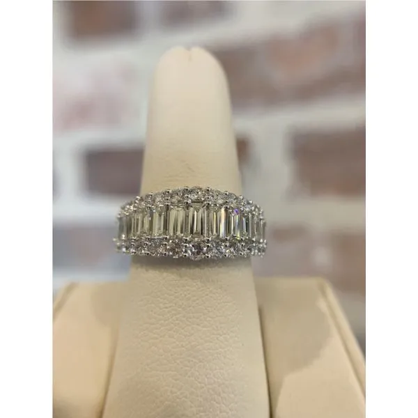 Wedding Band Allen's Fine Jewelry, Inc. Grenada, MS