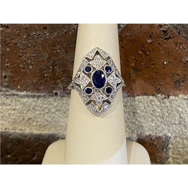 Fashion Ring Allen's Fine Jewelry, Inc. Grenada, MS