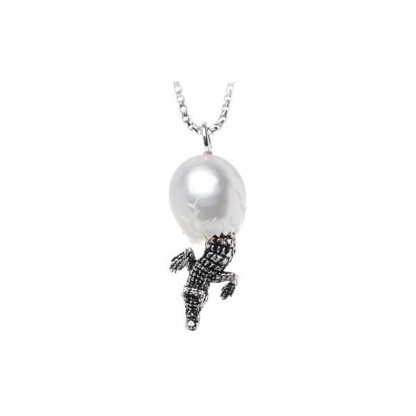 Hand Carved 11mm Freshwater Pearl Egg Pendant  w/ Alligator. Rhodium Sterling Silver Round Box Chain 18