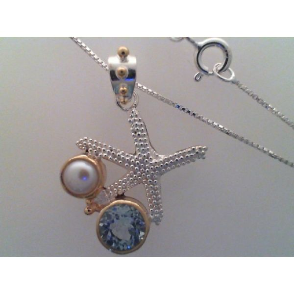 Michou Jewelry - Sterling Silver & 22Ky Vermeil Starfish Pendant w/ Freshwater Pearls and Blue Topazs, Box Chain 18