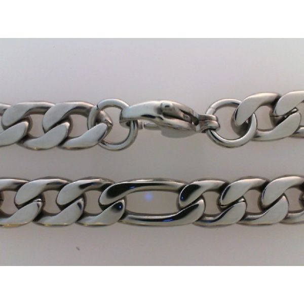 Stainless steel 6.75mm Figaro Chain 22