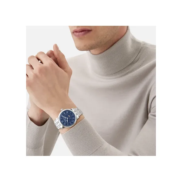 Montblanc Star Legacy Full Calendar 42 mm Image 3 Baxter's Fine Jewelry Warwick, RI