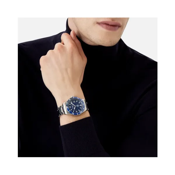 Montblanc Iced Sea Automatic Date Image 3 Baxter's Fine Jewelry Warwick, RI