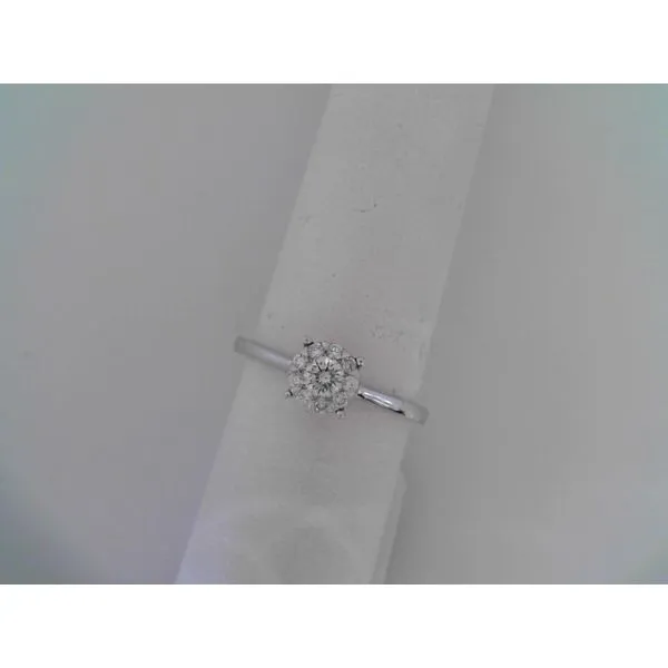 Engagement Ring Becker's Jewelers Burlington, IA