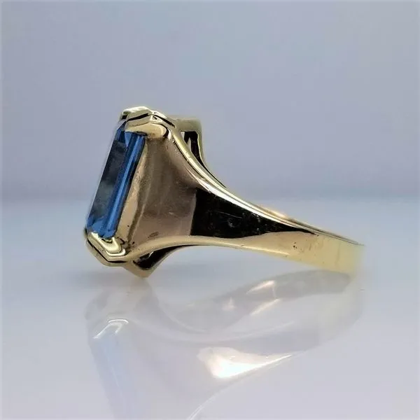 Synthetic Spinel Ring in 10kt Yellow Gold Image 2 Chipper's Jewelry Bonney Lake, WA