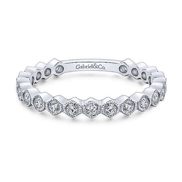 Diamond Band Confer’s Jewelers Bellefonte, PA