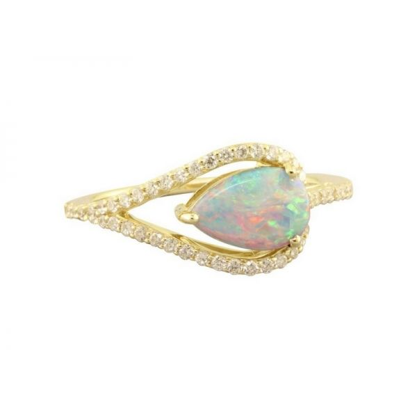 14K Yellow Gold Opal & Diamond Ring Confer’s Jewelers Bellefonte, PA