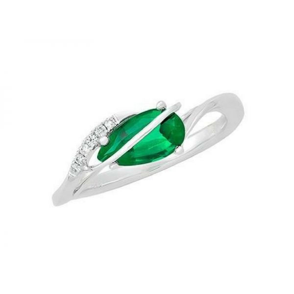 14K White Gold .79ct Lab Grown Emerald & Diamond Ring Confer’s Jewelers Bellefonte, PA