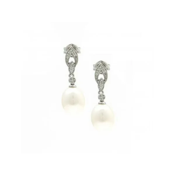 Pearl Earrings Confer’s Jewelers Bellefonte, PA