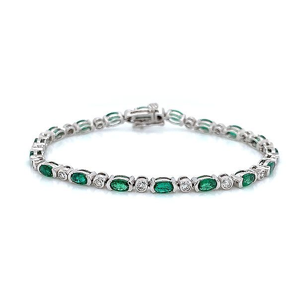 14k White Gold Emerald Bracelet Dickinson Jewelers Dunkirk, MD