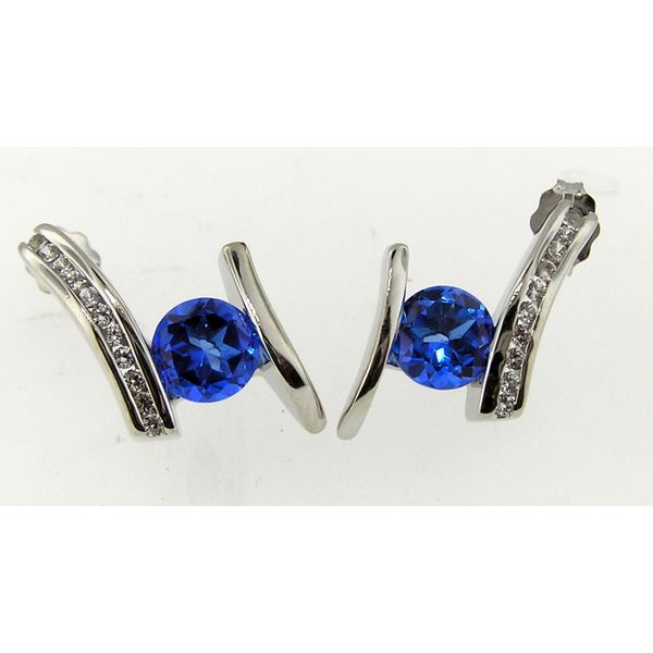 Earrings Draeb Jewelers Inc Sturgeon Bay, WI