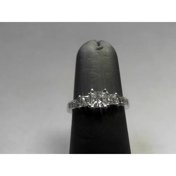 Ring Fanedos Jewelry  FAIRFIELD, CT