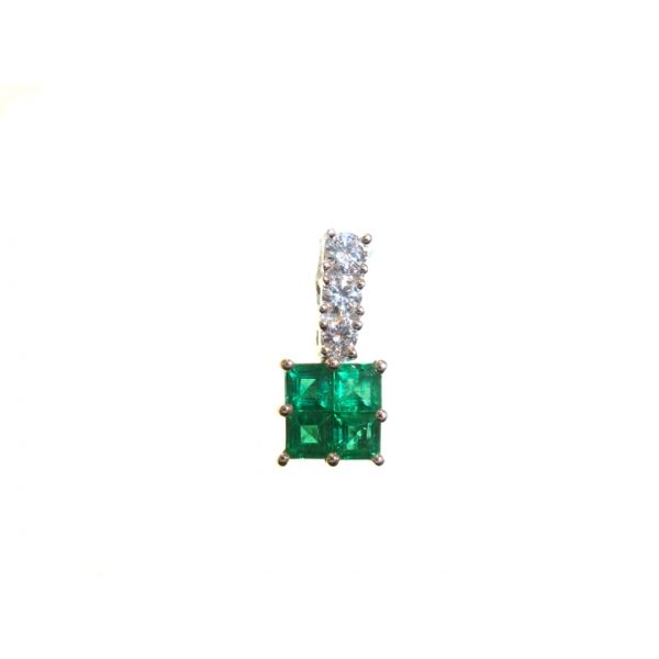 Emerald Pendant Georgetown Jewelers Wood Dale, IL