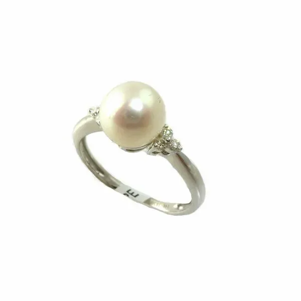 Pearl Ring Georgetown Jewelers Wood Dale, IL