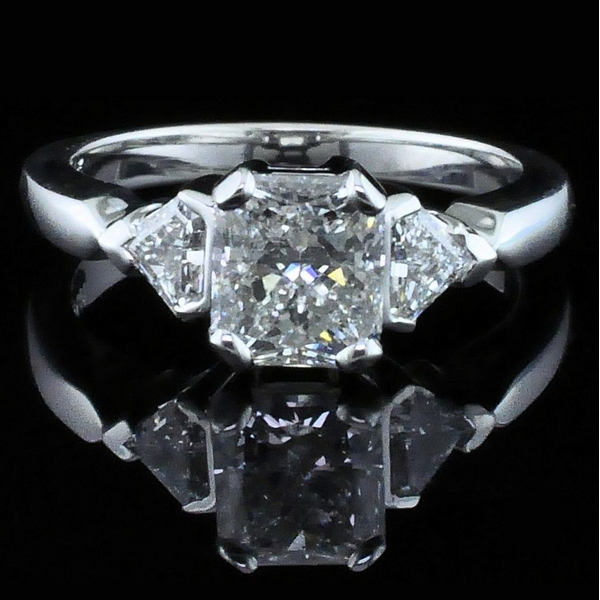 Radiant Cut Diamond Wedding Set Image 4 Geralds Jewelry Oak Harbor, WA