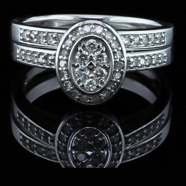 10K Oval Cluster Diamond Wedding Set Geralds Jewelry Oak Harbor, WA