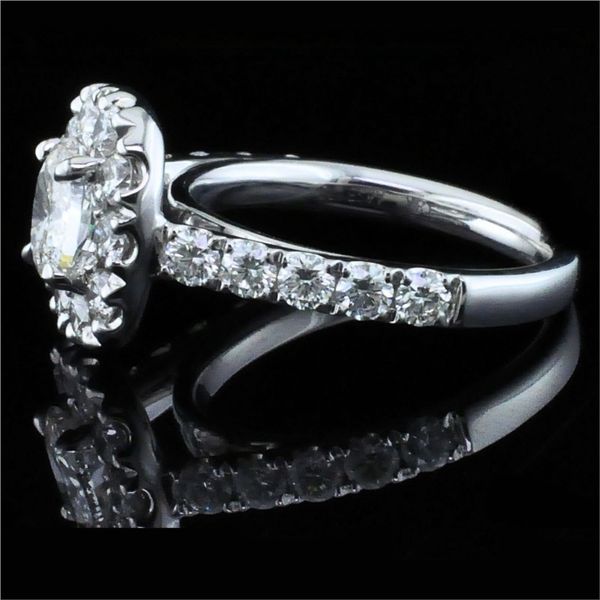 Henri Daussi Diamond Engagement Ring Image 2 Geralds Jewelry Oak Harbor, WA