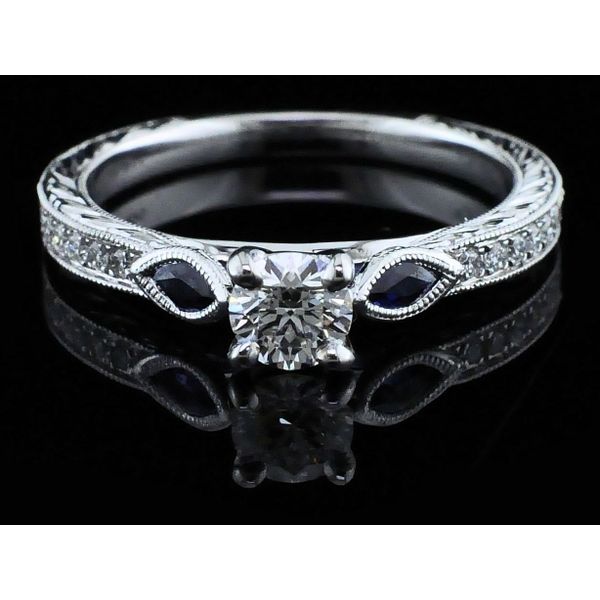 Gabriel Diamond Wedding Set Image 4 Geralds Jewelry Oak Harbor, WA