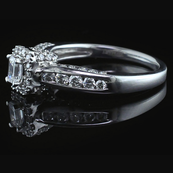 Emerald Cut Diamond Engagement Ring Image 2 Geralds Jewelry Oak Harbor, WA
