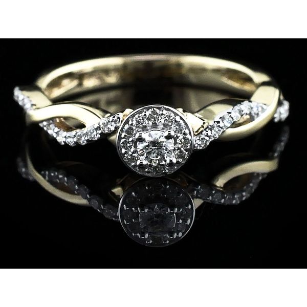 Two-Tone Diamond Engagement Ring Geralds Jewelry Oak Harbor, WA
