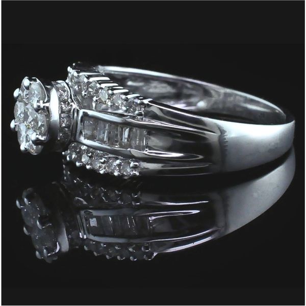 10K White Gold And Diamond Wedding Set Image 2 Geralds Jewelry Oak Harbor, WA