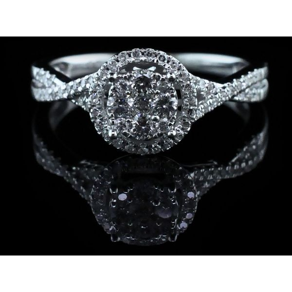 Diamond Engagement Ring Image 4 Geralds Jewelry Oak Harbor, WA