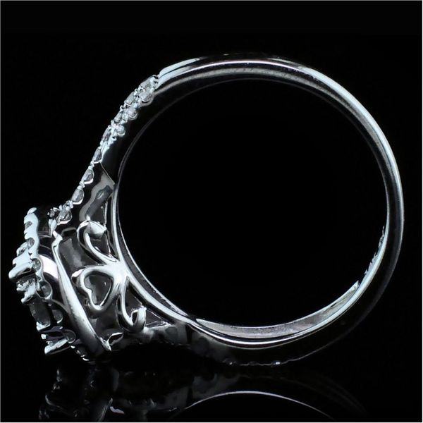 Cluster Style Diamond Engagement Ring Image 3 Geralds Jewelry Oak Harbor, WA