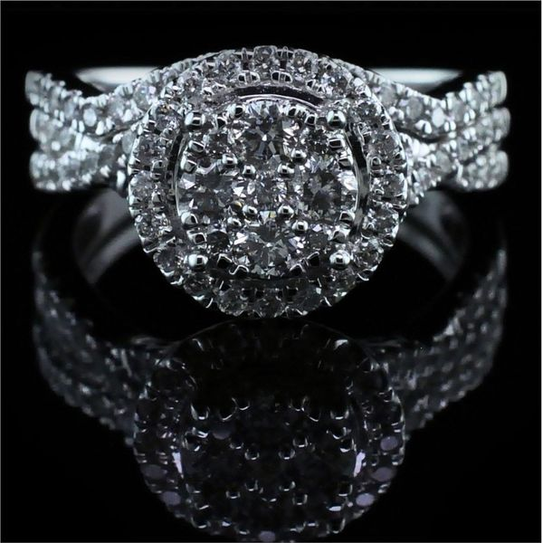 Cluster Style Diamond Engagement Ring Geralds Jewelry Oak Harbor, WA