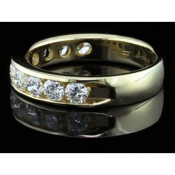 True Romance Diamond Anniversary Ring Image 2 Geralds Jewelry Oak Harbor, WA