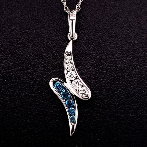 DeLeo Colored Diamond Pendant Geralds Jewelry Oak Harbor, WA