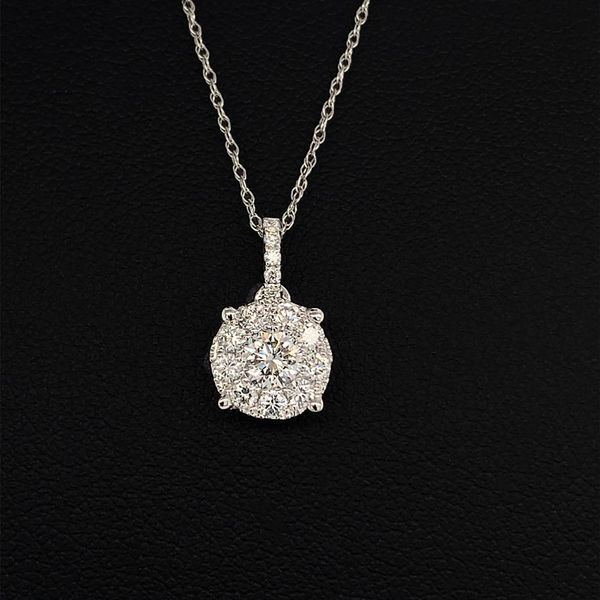 Diamond Cluster Halo Pendant Geralds Jewelry Oak Harbor, WA