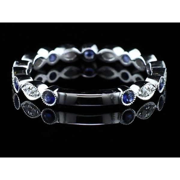 Ladies 18K Blue Sapphire and Diamond Ring Image 2 Geralds Jewelry Oak Harbor, WA