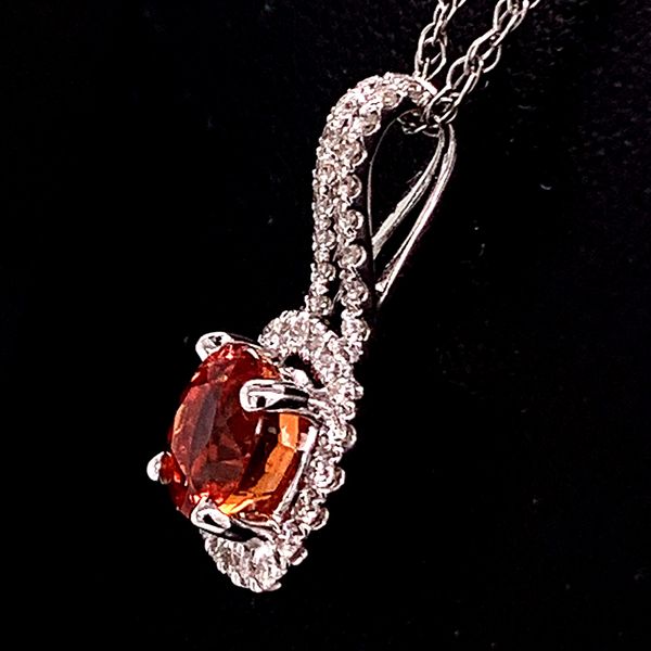 18K Fire Ruby and Diamond Pendant Image 2 Geralds Jewelry Oak Harbor, WA