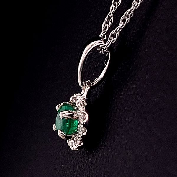 Emerald And Diamond Halo Style Pendant Image 2 Geralds Jewelry Oak Harbor, WA