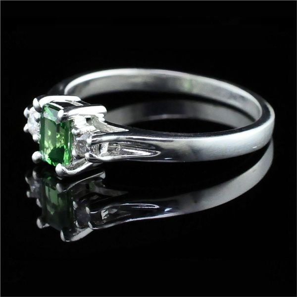 Tsavorite Garnet And Diamond Three Stone Ring Image 2 Geralds Jewelry Oak Harbor, WA