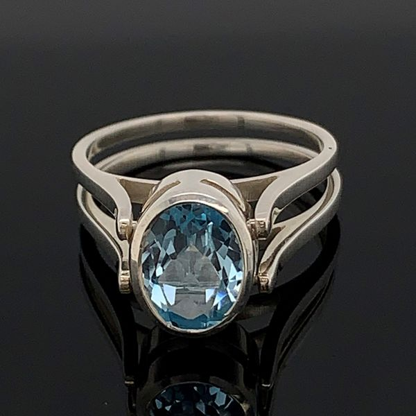 Moonstone and Blue Topaz Reversible Ring Image 2 Geralds Jewelry Oak Harbor, WA