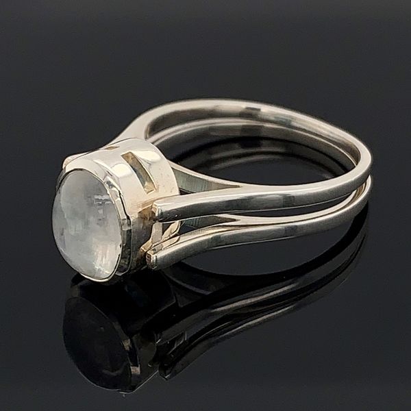 Moonstone and Blue Topaz Reversible Ring Image 3 Geralds Jewelry Oak Harbor, WA