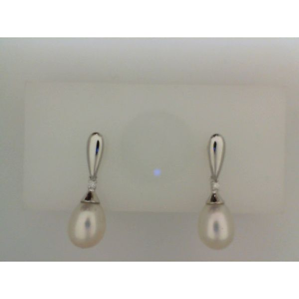 Pearl Earrings Image 2 Goldstein's Jewelers Mobile, AL