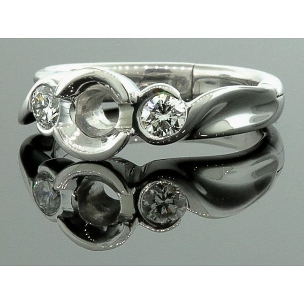 Ring Holliday Jewelry Klamath Falls, OR