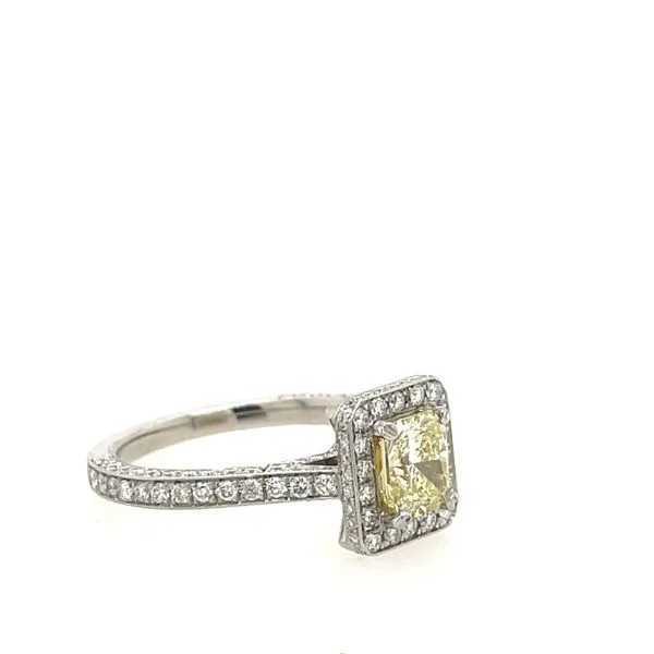 Engagement Ring Image 2 House of Silva Wooster, OH