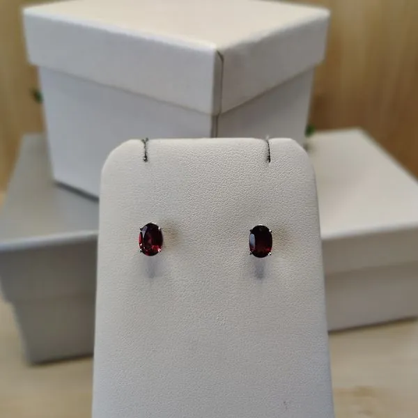 Gemstone Earrings Image 2 Grayson & Co. Jewelers Iron Mountain, MI